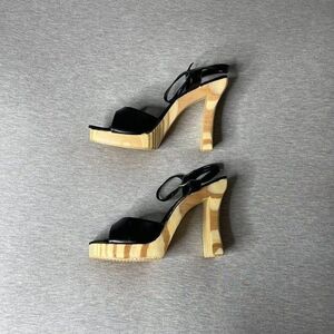 Frederick's of Hollywood Women's Vintage Court Pump Wooden Heels